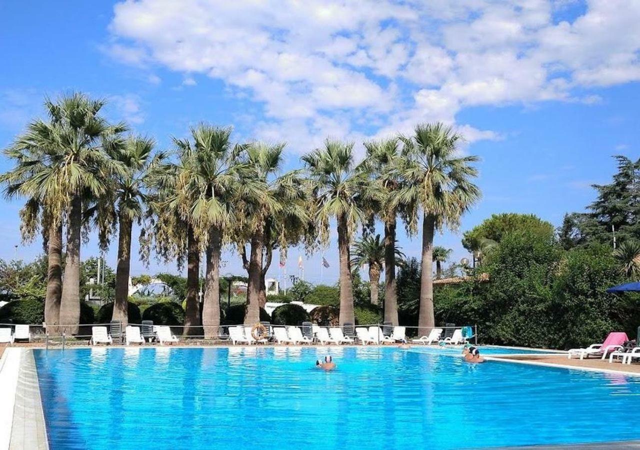 Villaggio Turistico La Mantinera - Appartamenti De Luxe Praia a Mare Εξωτερικό φωτογραφία