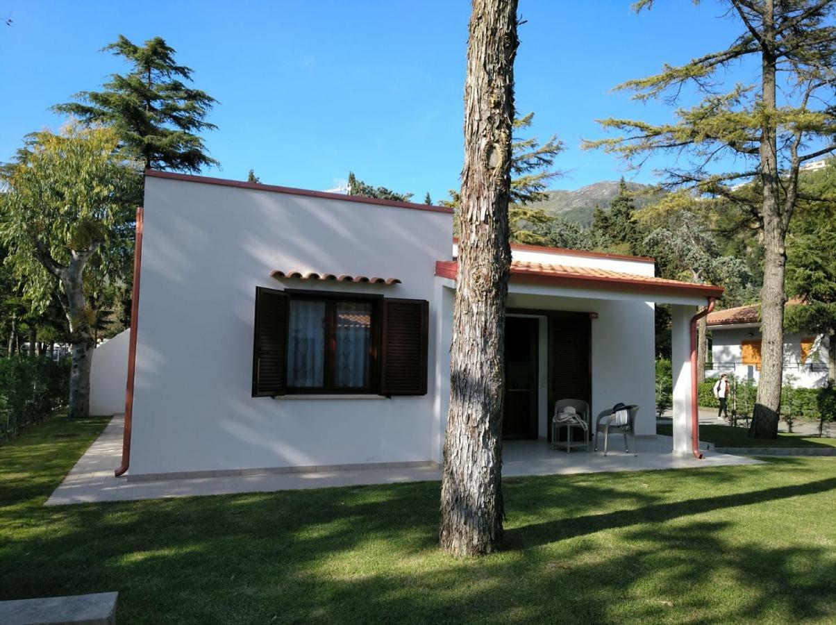 Villaggio Turistico La Mantinera - Appartamenti De Luxe Praia a Mare Εξωτερικό φωτογραφία