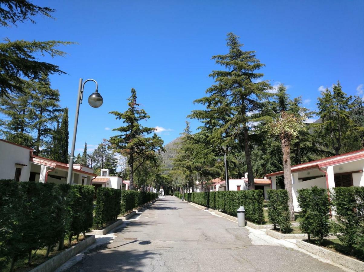 Villaggio Turistico La Mantinera - Appartamenti De Luxe Praia a Mare Εξωτερικό φωτογραφία